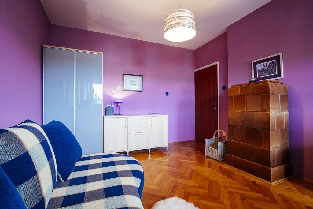 Marina Bay Apartment *
